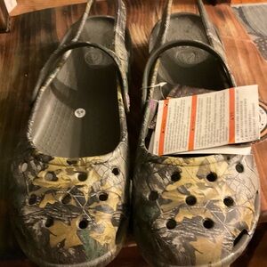 Crocs RealTree Mary Jane Clogs New w/Tags W11